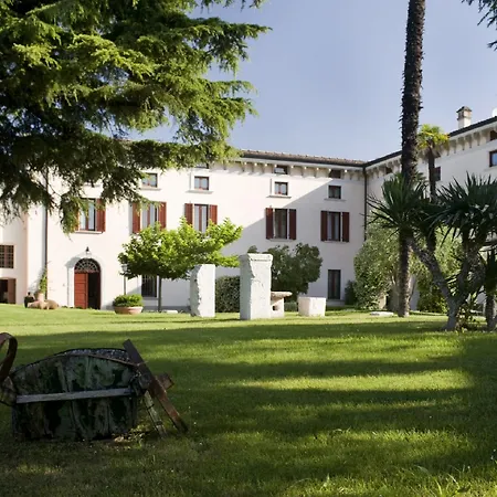 Castello Belvedere *